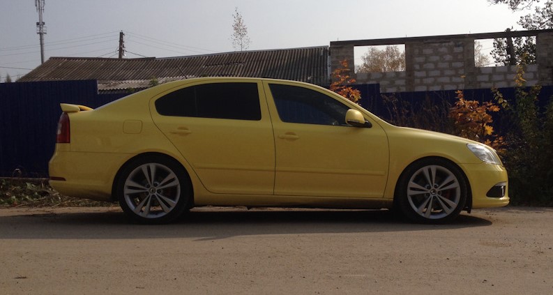 3 H&R-HR-29261-1-HR-29261-2-HR-SKODA-OCTAVIA-RS.jpg 3 H&R-HR-29261-1-HR-29261-2-HR-SKODA-OCTAVIA-RS.jpg