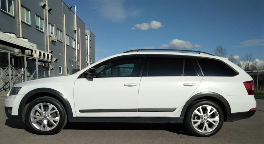 11-пружины-с-лифтом-с-завышением-H&R-28795-1-SKODA-OCTAVIA-Scout-A7.jpg