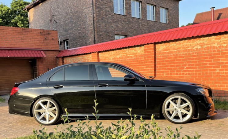 15-H-R-28740-7-пружины-с-занижением-MERCEDES-BENZ-W213-4WD-H&R-28740-6.jpg 15-H-R-28740-7-пружины-с-занижением-MERCEDES-BENZ-W213-4WD-H&R-28740-6.jpg