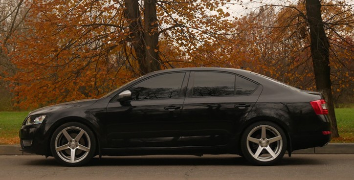 8 H&R-HR-28833-1-SKODA-OCTAVIA-A7.jpg 8 H&R-HR-28833-1-SKODA-OCTAVIA-A7.jpg