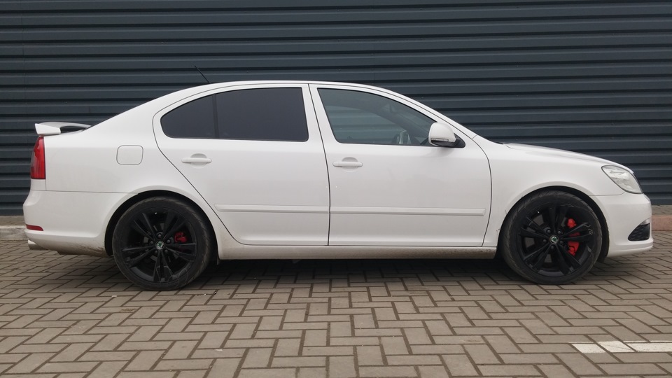 9 до H&R-HR-29261-1-HR-29261-2-HR-SKODA-OCTAVIA-RS.jpg 9 до H&R-HR-29261-1-HR-29261-2-HR-SKODA-OCTAVIA-RS.jpg