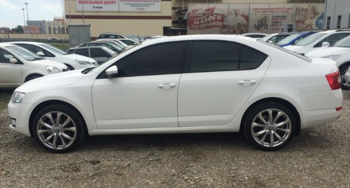 21 H&R-HR-28833-1-SKODA-OCTAVIA-A7-1.4.jpg
