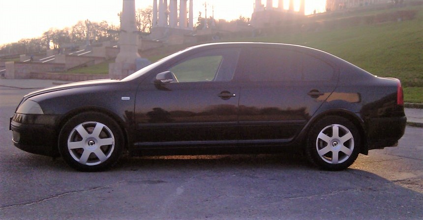 17 H&R-HR-SKODA-OCTAVIA-A5-HR-29261-1-H&R-29261-2.jpg 17 H&R-HR-SKODA-OCTAVIA-A5-HR-29261-1-H&R-29261-2.jpg
