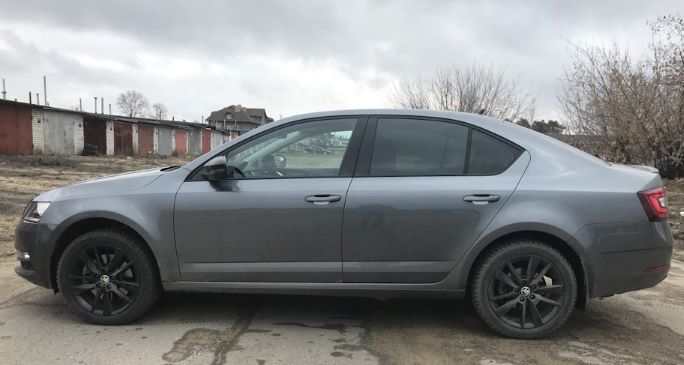18 H&R-HR-28833-1-SKODA-OCTAVIA-A7.jpg