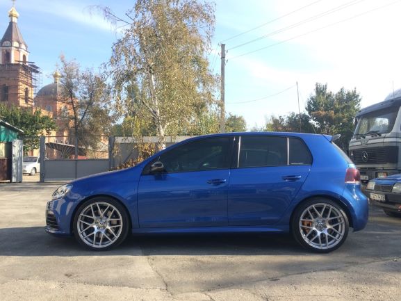 2 H&R HR 28948-1 VW GOLF 6R.jpg