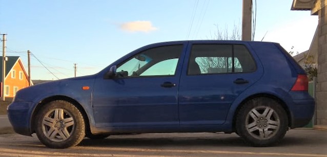 2-пружины-с-занижением-H-R-29526-1-H&R-29527-1-Volkswagen-Golf-4.jpg
