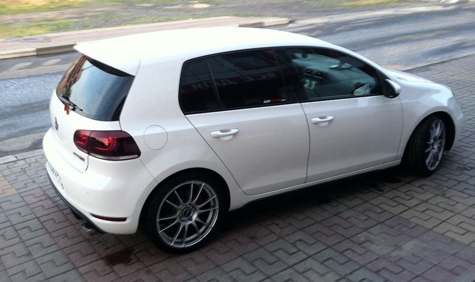 3 H&R 28988-1 VW GOLF 6 GTI.jpg