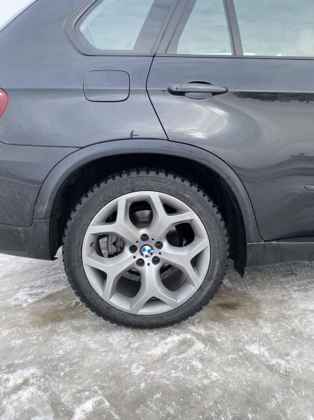 24-H&R-29078-3-пружины-с-занижением-HR-29078-1-H&R-BMW-X5-X5M-E70.jpg