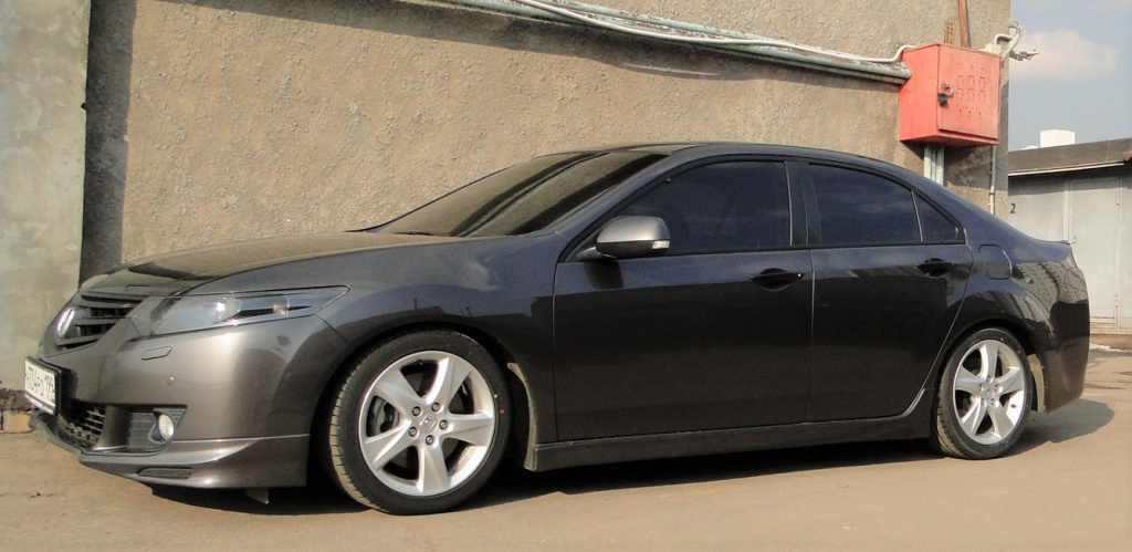 2-HR-29023-1-пружины-с-занижением-29023-2-H&R-HONDA-ACCORD-8.jpg 2-HR-29023-1-пружины-с-занижением-29023-2-H&R-HONDA-ACCORD-8.jpg