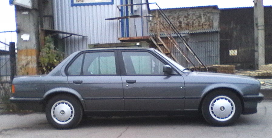 4-HR-29663-1-пружины-с-занижением-29664-1-H&R-BMW-3-E30.jpg 4-HR-29663-1-пружины-с-занижением-29664-1-H&R-BMW-3-E30.jpg