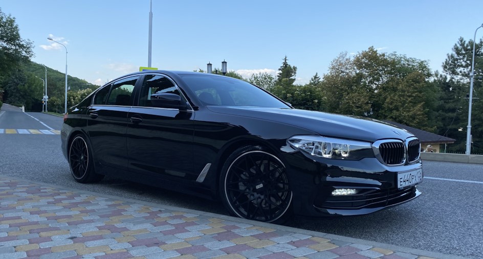 2 H&R 28721-2 BMW 5 G30.jpg 2 H&R 28721-2 BMW 5 G30.jpg