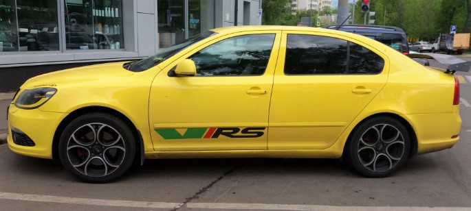 21 H&R-HR-29261-2-H-R-29260-1-HR-SKODA-OCTAVIA-RS.jpg