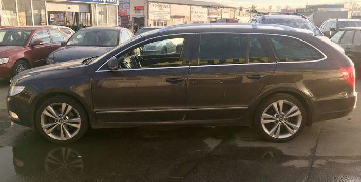 2 H&R-HR-29162-4-HR-SKODA-SUPERB.jpg 2 H&R-HR-29162-4-HR-SKODA-SUPERB.jpg