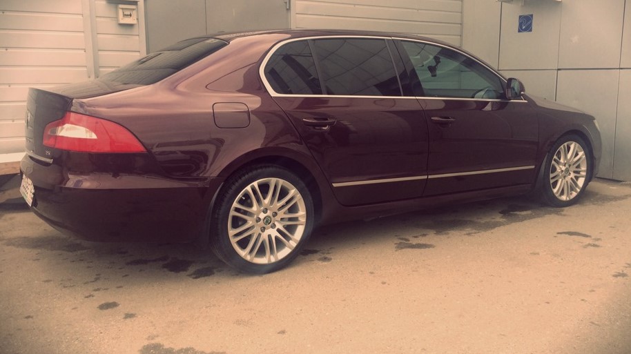 10 H&R-HR-29162-1-HR-29162-2-SKODA-SUPERB.jpg 10 H&R-HR-29162-1-HR-29162-2-SKODA-SUPERB.jpg