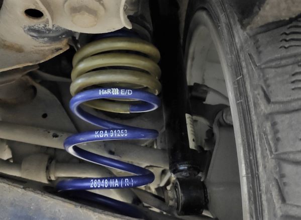 10-пружины-H&R-28948-VW-GOLF-6R.jpg