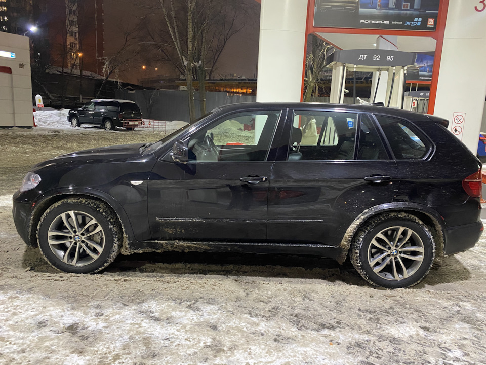 после установки H&R BMW X5 E70 29078-3.jpg после установки H&R BMW X5 E70 29078-3.jpg