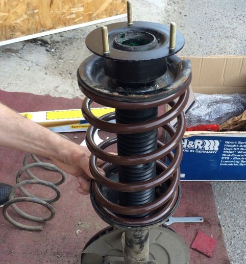 4 H&R-HR-29533-1-BMW-5-E12.jpg 4 H&R-HR-29533-1-BMW-5-E12.jpg