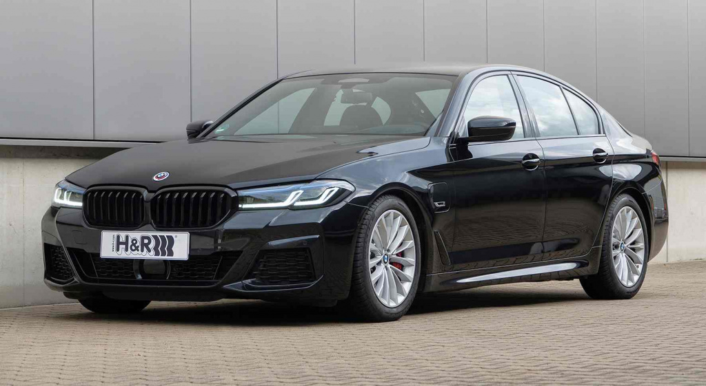 BMW-G30-545e-xDrive-HR-Tieferlegungsfedern-Front-1.jpg BMW-G30-545e-xDrive-HR-Tieferlegungsfedern-Front-1.jpg