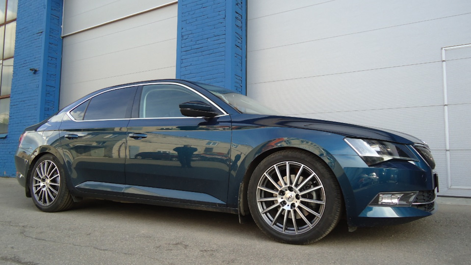 5 H&R Skoda Superb 28784-2 BILSTEIN B8.jpg