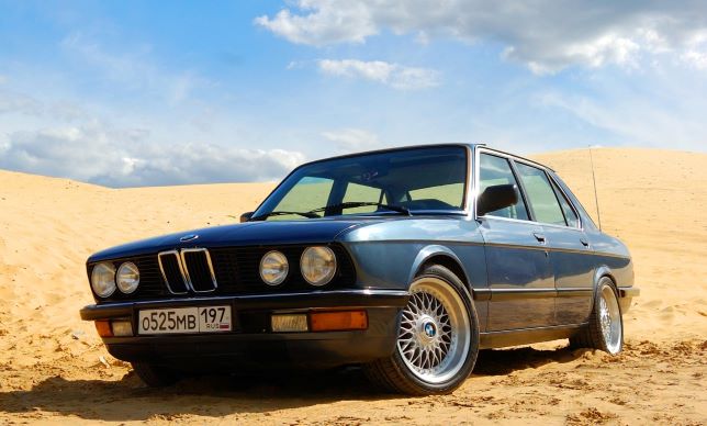 4 H&R-HR-29534-1-BMW-5-E28.jpg 4 H&R-HR-29534-1-BMW-5-E28.jpg