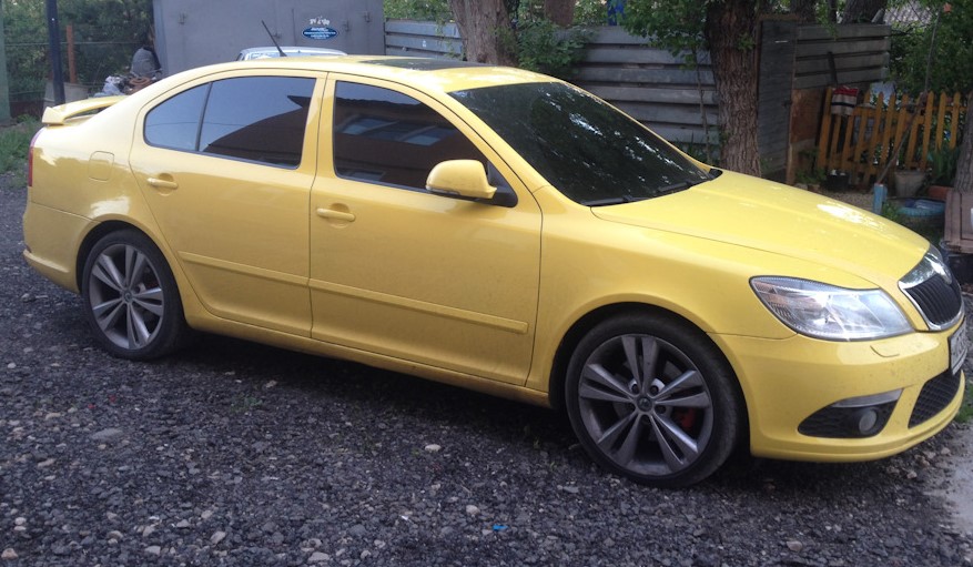 2 H&R-HR-29261-1-HR-29261-2-HR-SKODA-OCTAVIA-RS.jpg 2 H&R-HR-29261-1-HR-29261-2-HR-SKODA-OCTAVIA-RS.jpg